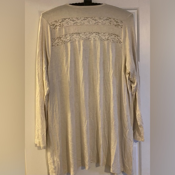 Torrid super soft lace cardigan Oatmeal colour size 1 - Picture 5 of 10